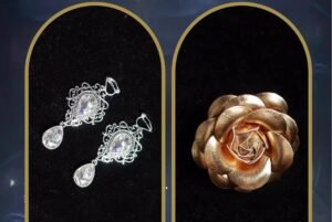 cosplay custom clothing of the remaining image of the "madame red" from five nights at freddy